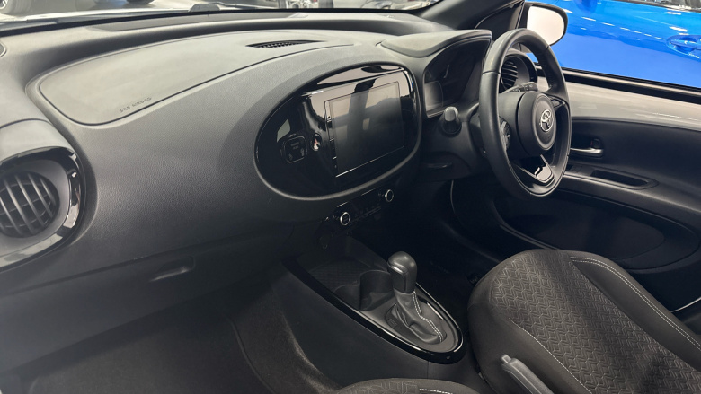 Toyota Aygo X 1.0 VVT-i Edge 5dr Auto Petrol Hatchback